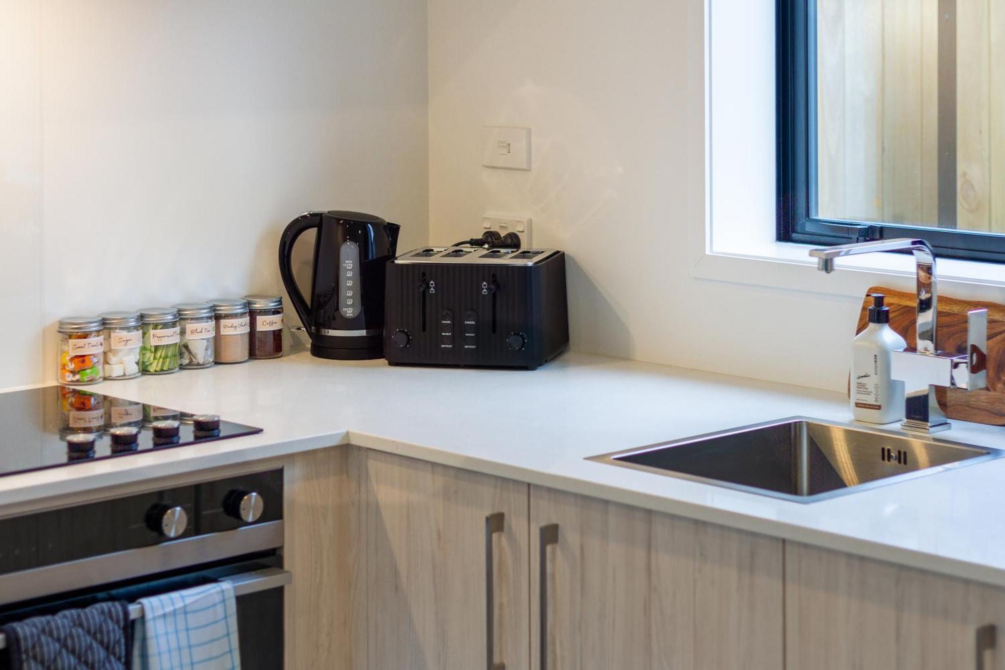 Cashel Street Hideaway 2 Bed 2 Bath Leilighet Christchurch Eksteriør bilde